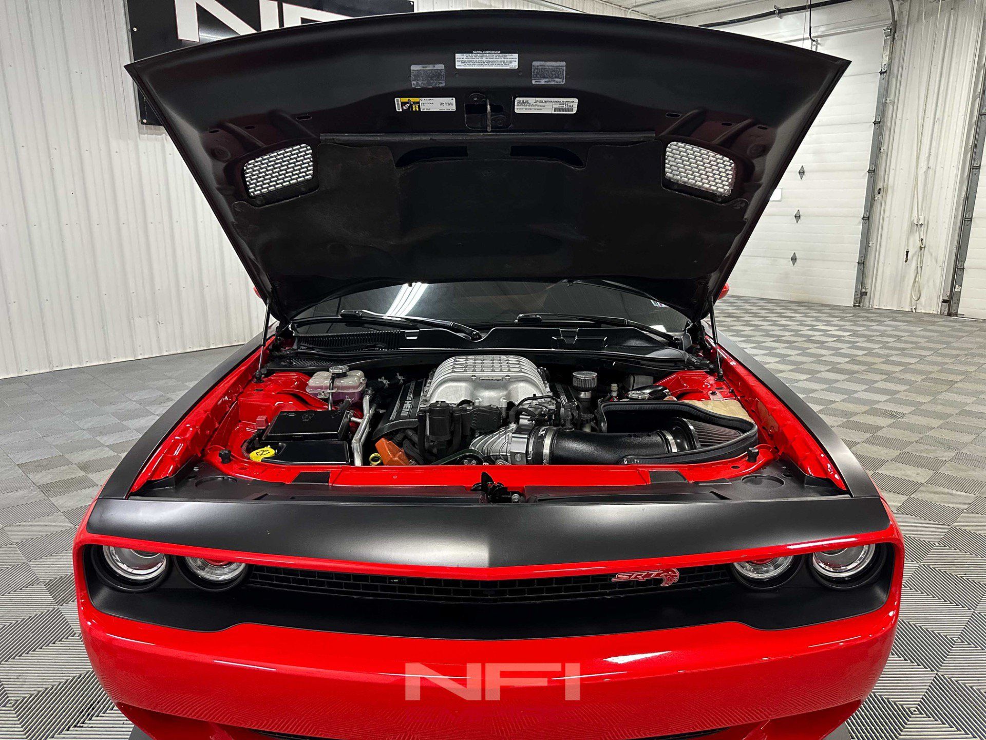 Used 2016 Dodge Challenger SRT Hellcat RWD image 38