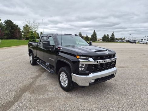 Used 2022 Chevrolet Silverado 3500 LT w/ Convenience Package AWD/4WD image 3