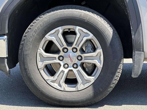 Used 2025 GMC Sierra 1500 SLT AWD/4WD image 7