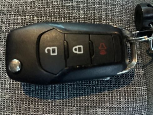 Used 2023 Ford F150 XLT image 29