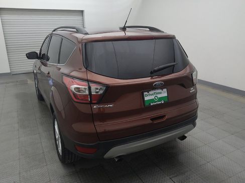 Used 2018 Ford Escape SE FWD image 6