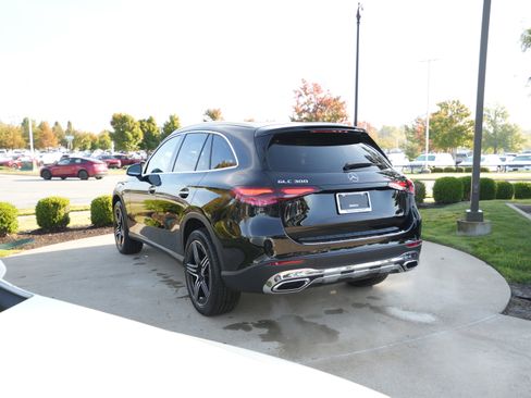 New 2026 Mercedes-Benz GLC 300 4MATIC image 5