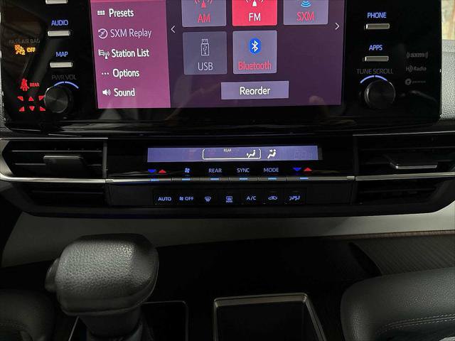 Certified 2022 Toyota Sienna LE FWD image 22