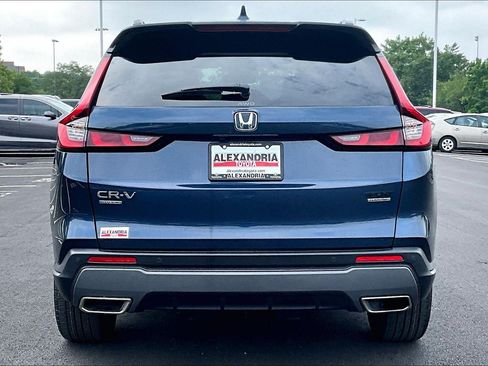 Used 2025 Honda CR-V Sport Touring image 4