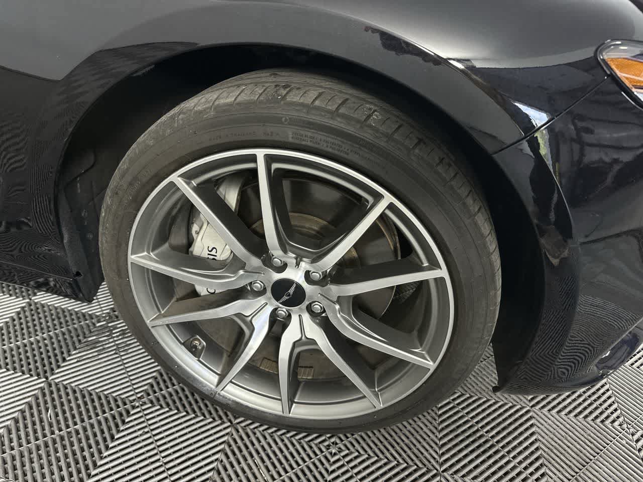 Used 2025 Genesis G70 2.5T RWD image 10
