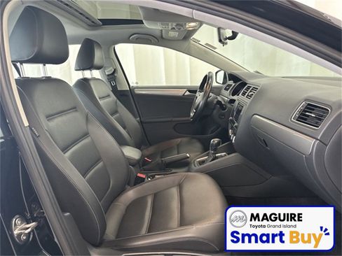 Used 2018 Volkswagen Jetta SE image 18