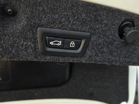 Used 2013 BMW M5 RWD image 37