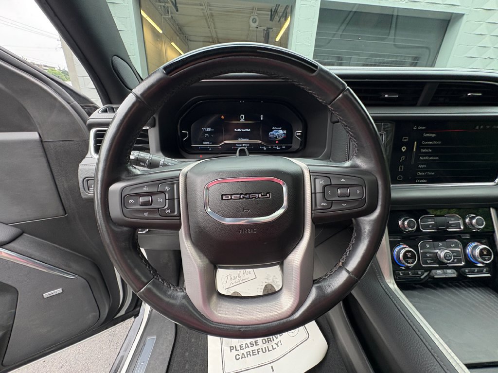 Used 2023 GMC Yukon XL Denali w/ Advanced Technology Package AWD/4WD image 15
