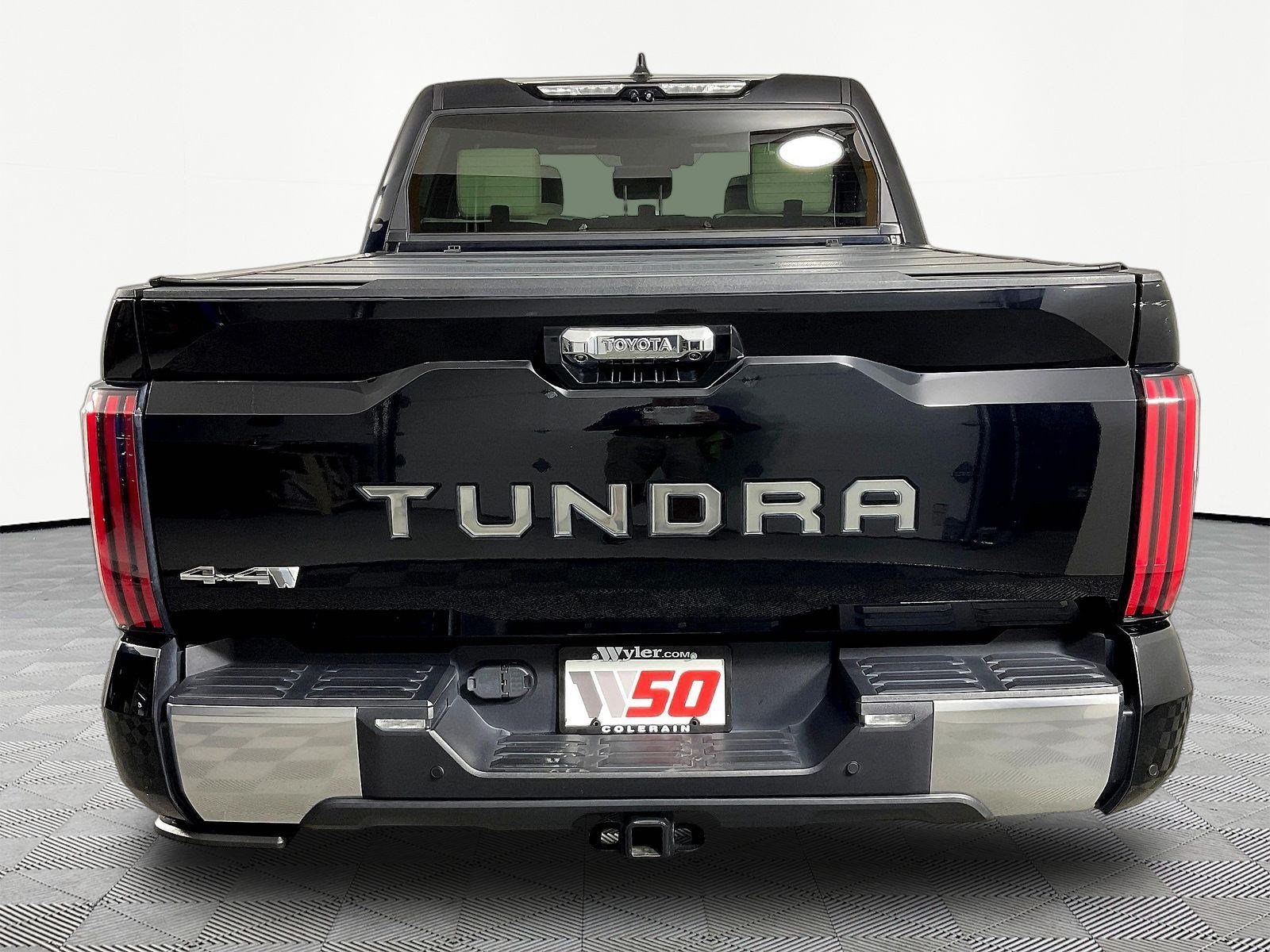 Used 2022 Toyota Tundra Capstone AWD/4WD image 5