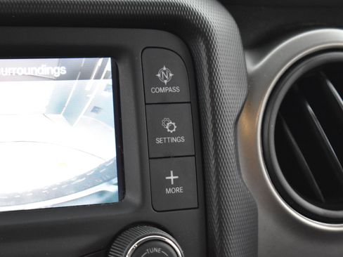 Used 2020 Jeep Wrangler Unlimited Sport S image 22