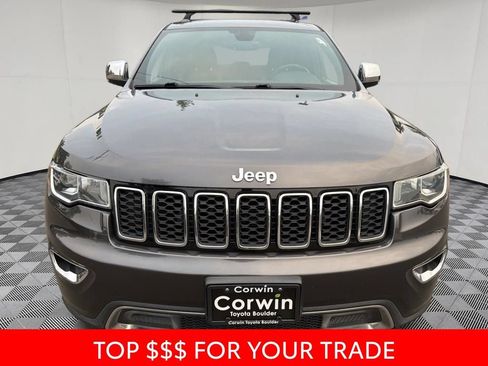 Used 2017 Jeep Grand Cherokee Limited AWD/4WD image 2