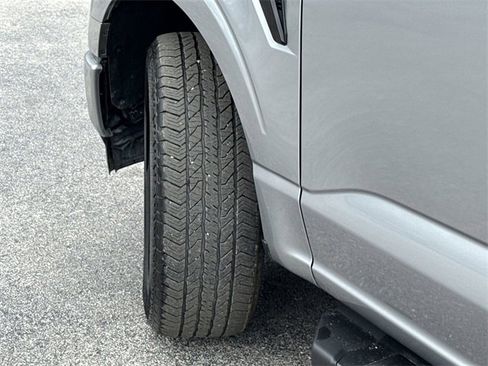 Used 2025 Ford F150 Lariat w/ Equipment Group 501A Mid image 41