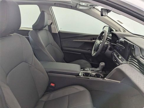 Used 2025 Toyota Camry XLE w/ Premium Plus Package image 29