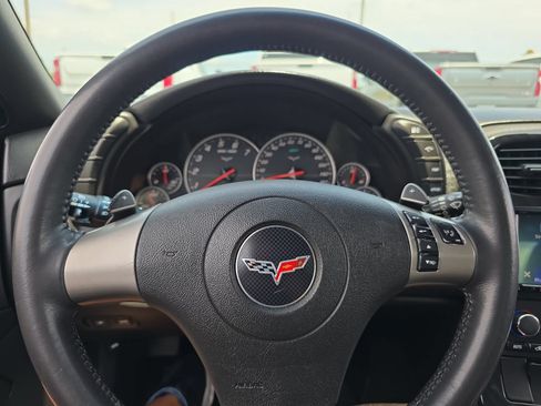 Used 2010 Chevrolet Corvette Coupe w/ 1LT RWD image 16