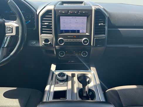 Used 2021 Ford Expedition XLT RWD image 25