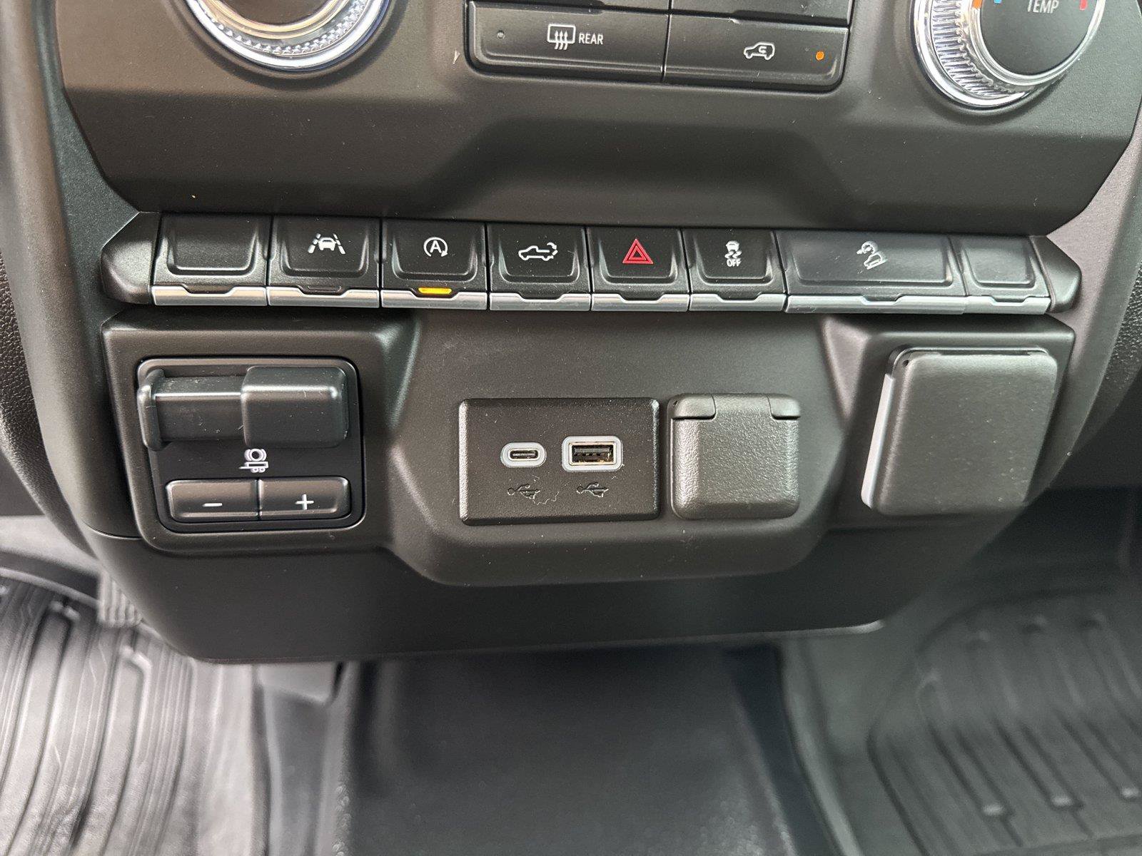 Used 2025 GMC Sierra 1500 Pro w/ Pro Value Package AWD/4WD image 27