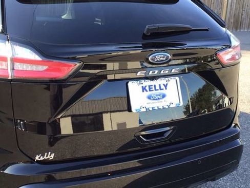 Certified 2024 Ford Edge ST-Line image 9