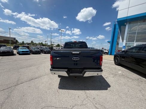 Used 2016 Ford F150 XLT w/ Equipment Group 302A Luxury AWD/4WD image 4