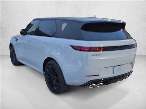 New 2026 Land Rover Range Rover Sport Dynamic SE image 7