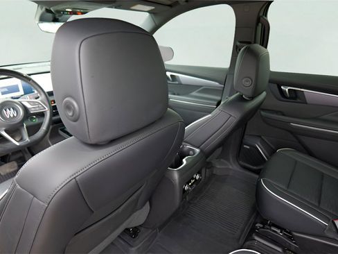 New 2026 Buick Enclave Sport Touring w/ Super Cruise Package image 22