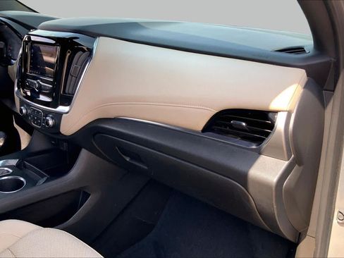 Used 2023 Chevrolet Traverse LS w/ Safety Package FWD image 19