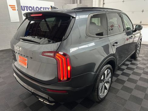 Used 2022 Kia Telluride SX w/ SX Prestige Package AWD/4WD image 10