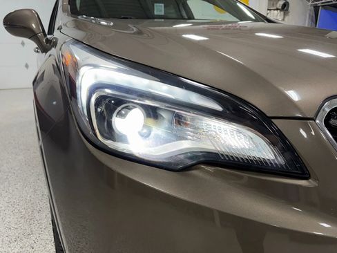 Used 2019 Buick Envision Essence image 5