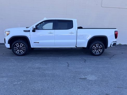 Used 2021 GMC Sierra 1500 AT4 w/ AT4 Preferred Package image 2