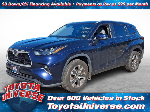 Used 2023 Toyota Highlander XLE AWD/4WD image 1