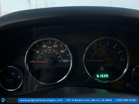 Used 2014 Jeep Wrangler Unlimited Sahara w/ Dual Top Group image 20