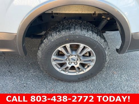 Used 2019 Ford F150 Lariat w/ Equipment Group 501A Mid image 32