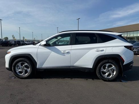 Certified 2024 Hyundai Tucson SEL FWD image 9