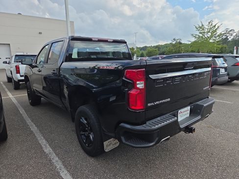 Used 2021 Chevrolet Silverado 1500 Custom Trail Boss AWD/4WD image 7