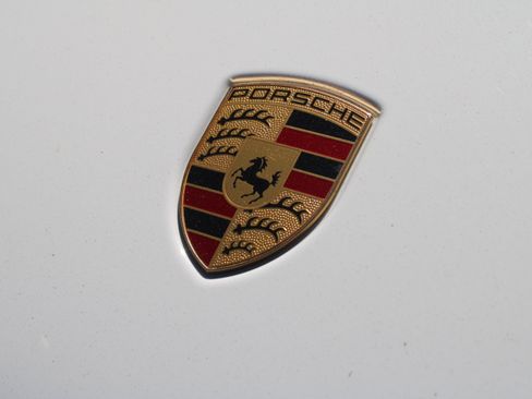 Certified 2026 Porsche Macan Turbo AWD/4WD image 34
