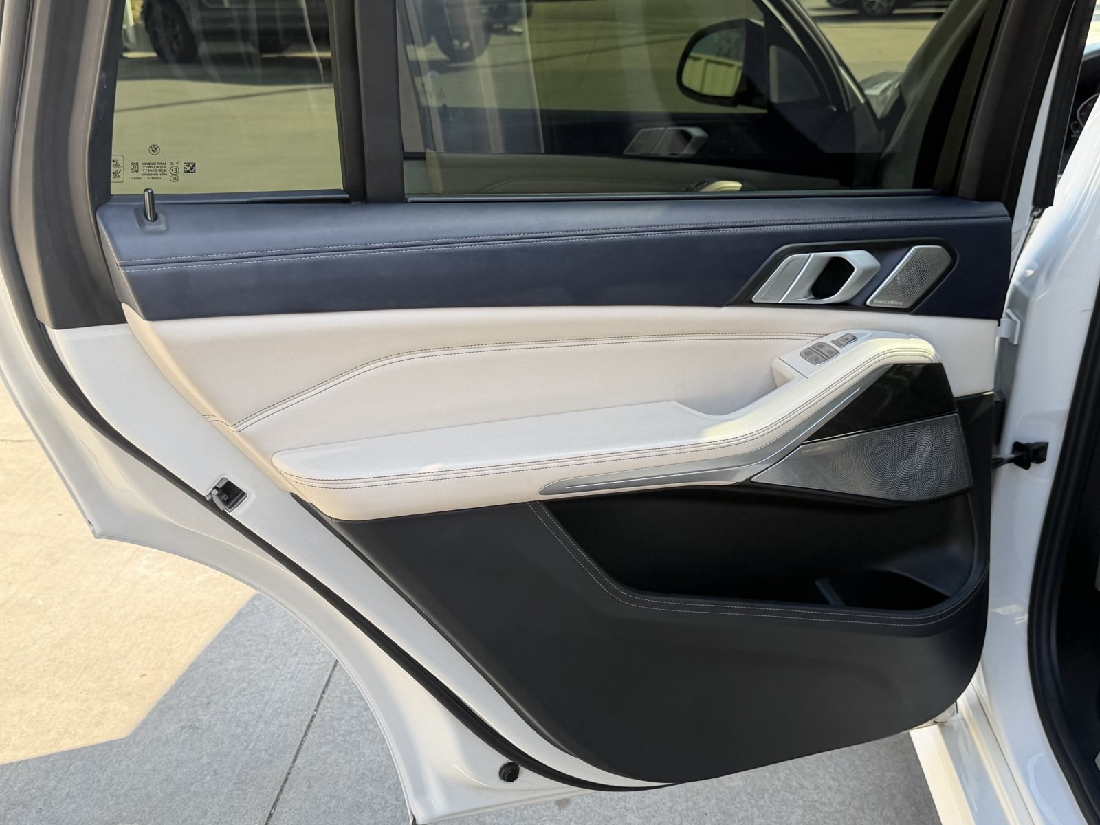 Used 2019 BMW X7 xDrive50i w/ Dynamic Handling Package AWD/4WD image 20
