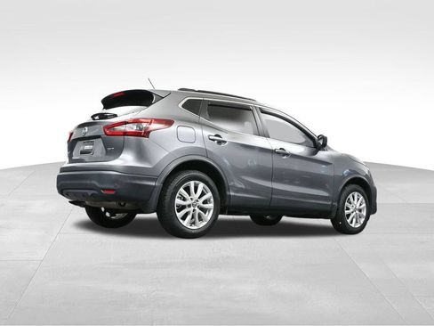 Used 2022 Nissan Rogue Sport S FWD image 21