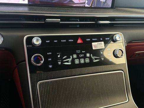 New 2026 Genesis GV80 3.5T AWD/4WD image 21