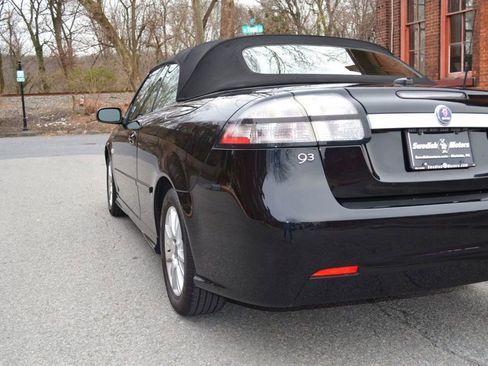 Used 2008 Saab 9-3 2.0T w/ Cold Weather Package image 8