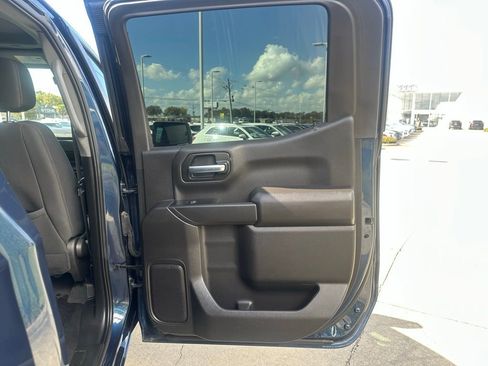 Used 2022 Chevrolet Silverado 1500 Custom w/ LPO, Dark Essentials Package image 24