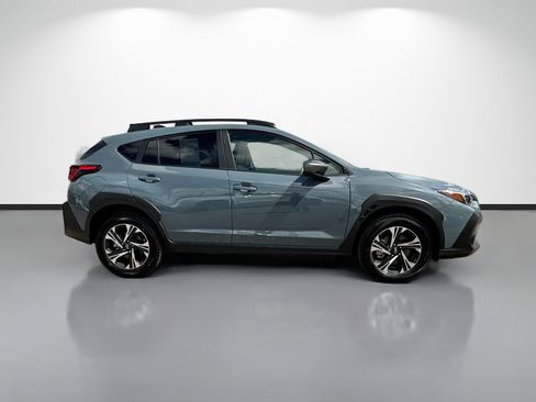 Certified 2024 Subaru Crosstrek 2.0i Premium image 2