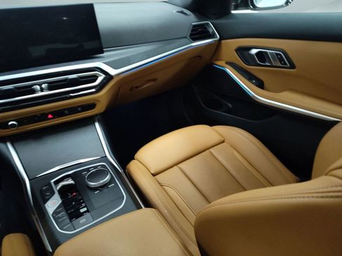 Certified 2023 BMW 330i Sedan w/ M Sport Package image 26