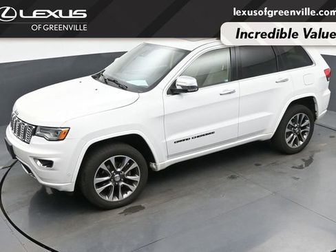 Used 2017 Jeep Grand Cherokee Overland w/ Jeep Active Safety Group AWD/4WD image 49