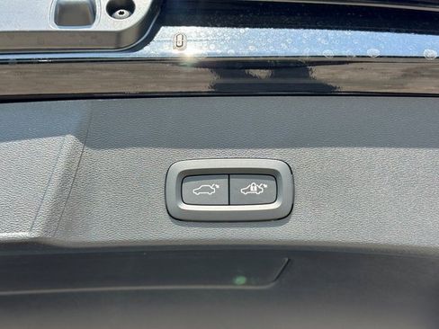 New 2026 Volvo XC40 B5 Plus w/ Protection Package Premier image 16