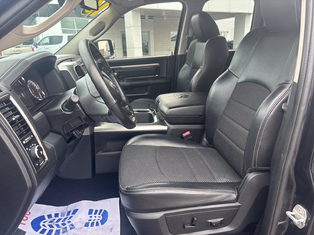 Used 2016 RAM 1500 Sport w/ Sport Premium Group AWD/4WD image 13