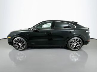 New 2026 Porsche Cayenne Turbo video 2