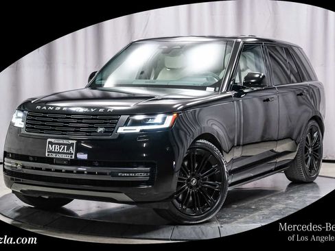 Used 2024 Land Rover Range Rover SE AWD/4WD image 1