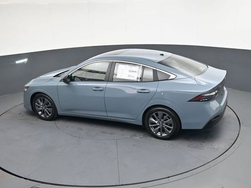 New 2026 Nissan Sentra SL FWD image 31