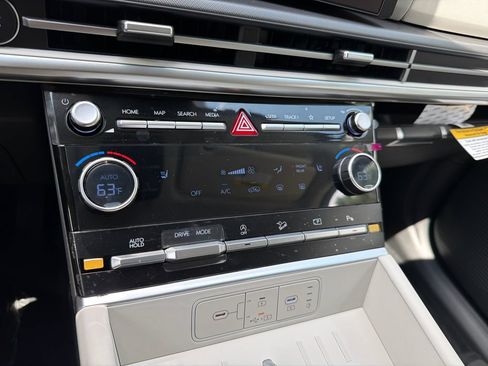 New 2026 Hyundai Santa Fe SEL FWD image 23