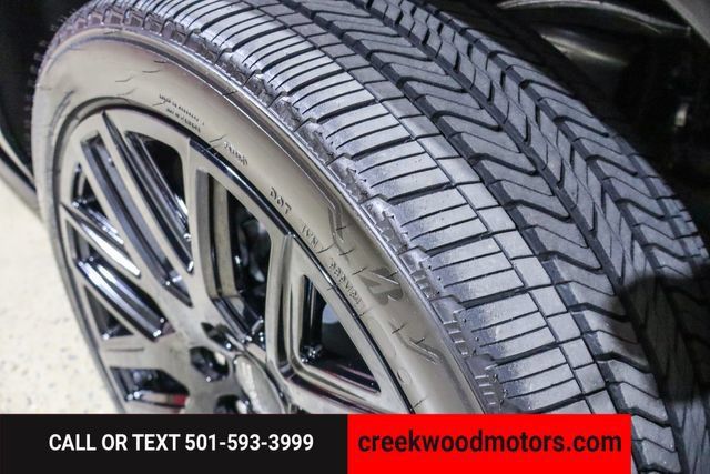 Used 2025 GMC Yukon Denali Ultimate AWD/4WD image 21