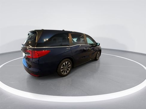 Used 2023 Honda Odyssey EX-L image 7